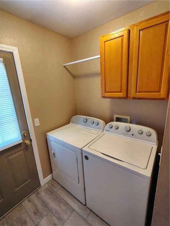 1700 Joshua Pl #B - Photo 7 of 17