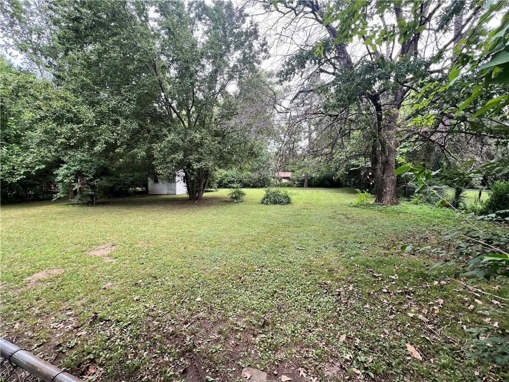 2124 W Wedington Dr - Photo 3 of 3