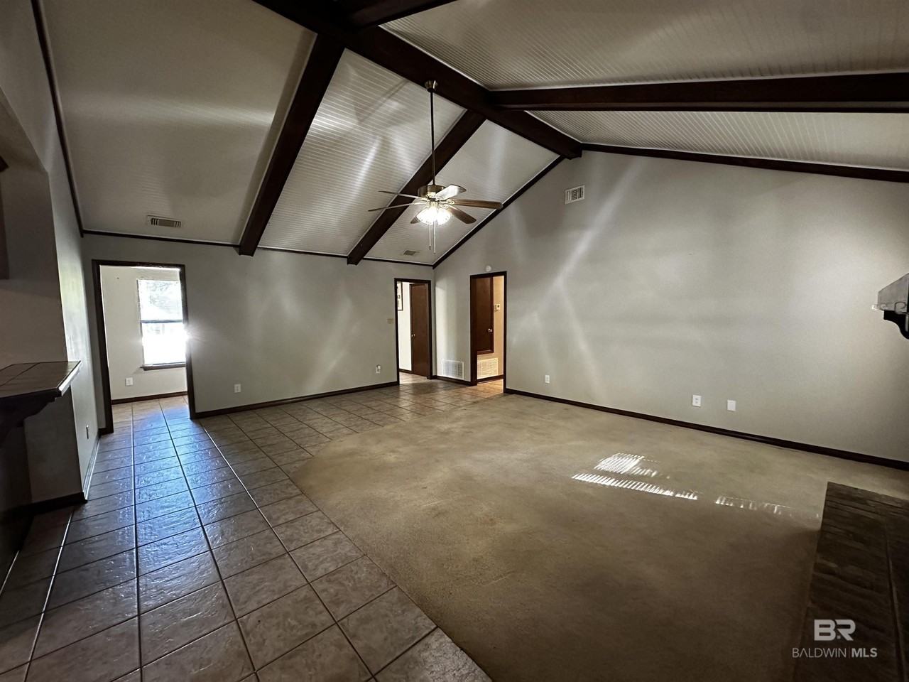 106 Lively Cir - Photo 5 of 25