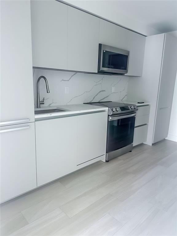 733 Ocean Pkwy #3D - Photo 2 of 5
