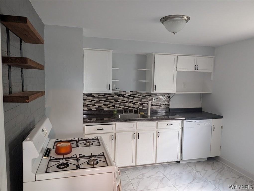 123 Kimberly Ave - Photo 6 of 15