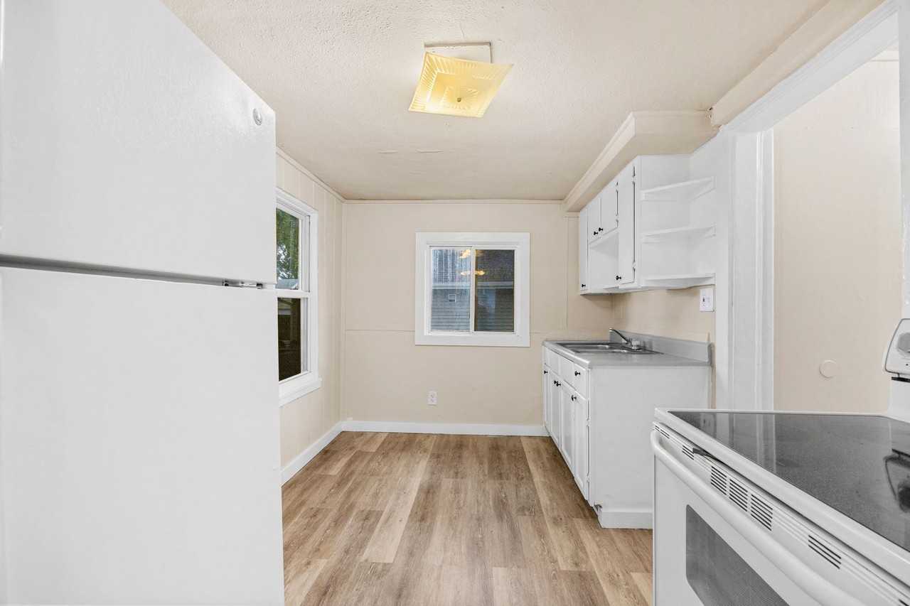 3125 State Ave - Photo 2 of 17