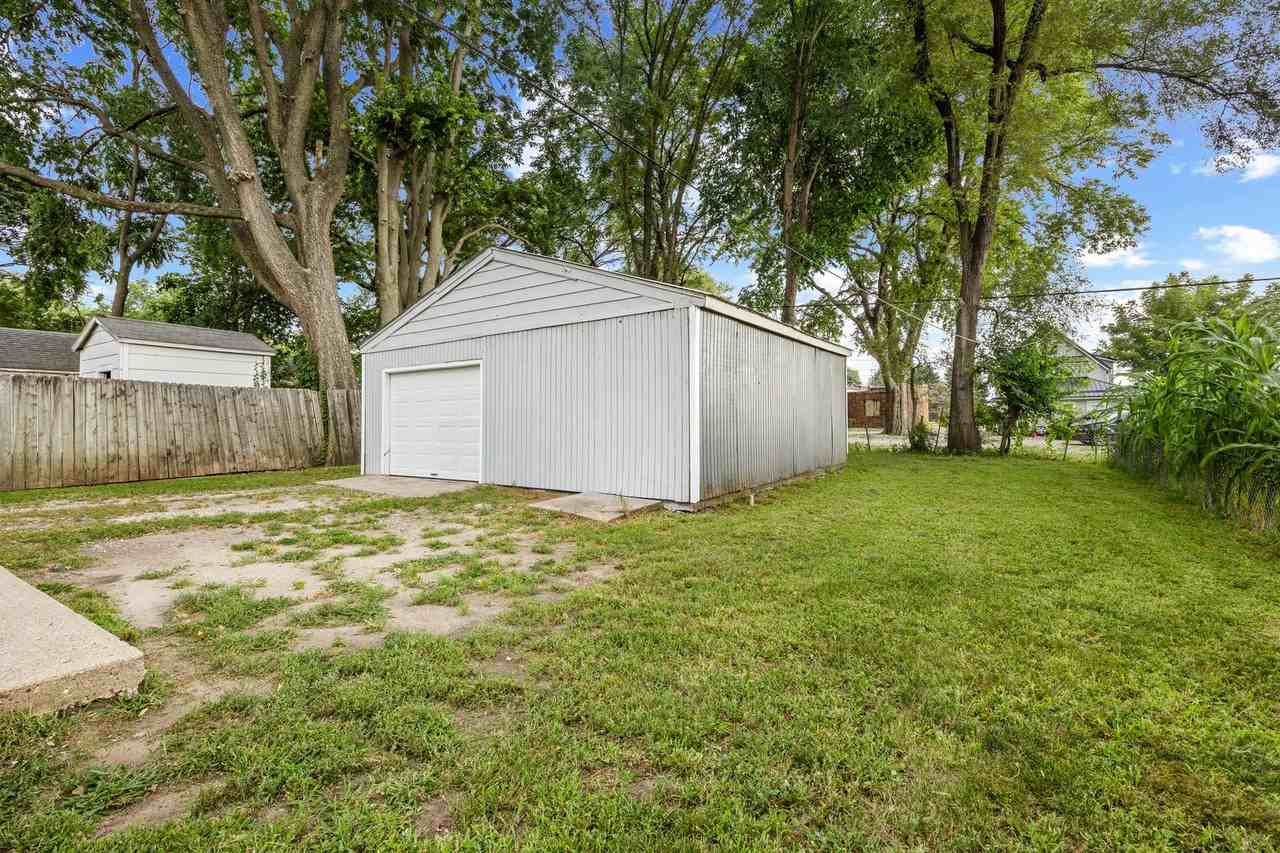 3125 State Ave - Photo 3 of 17