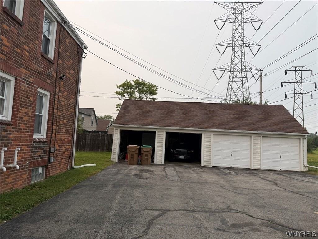808 Cleveland Dr - Photo 2 of 11