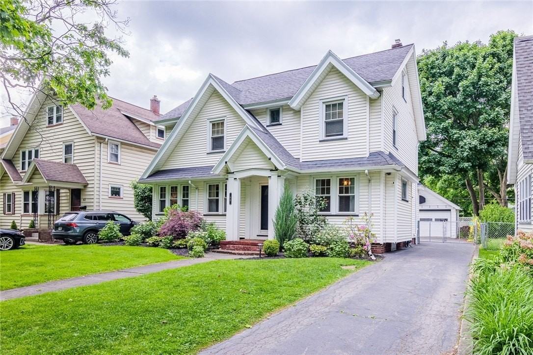 90 Elmcroft Rd - Photo 3 of 49