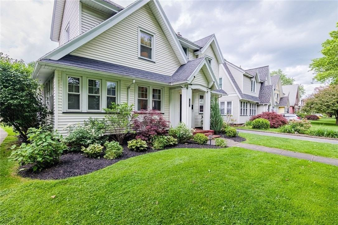 90 Elmcroft Rd - Photo 4 of 49