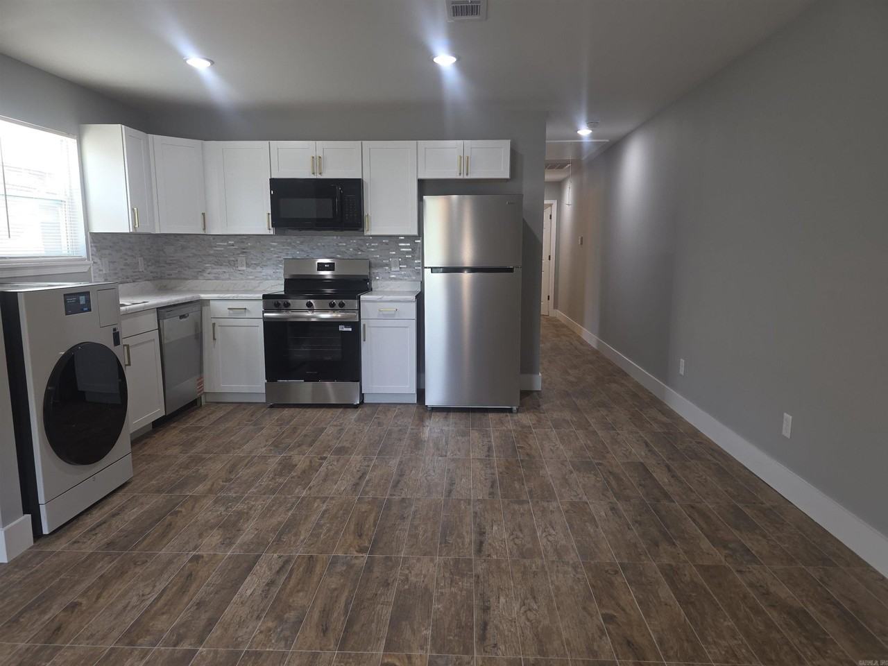 1215 Dennison St - Photo 3 of 16