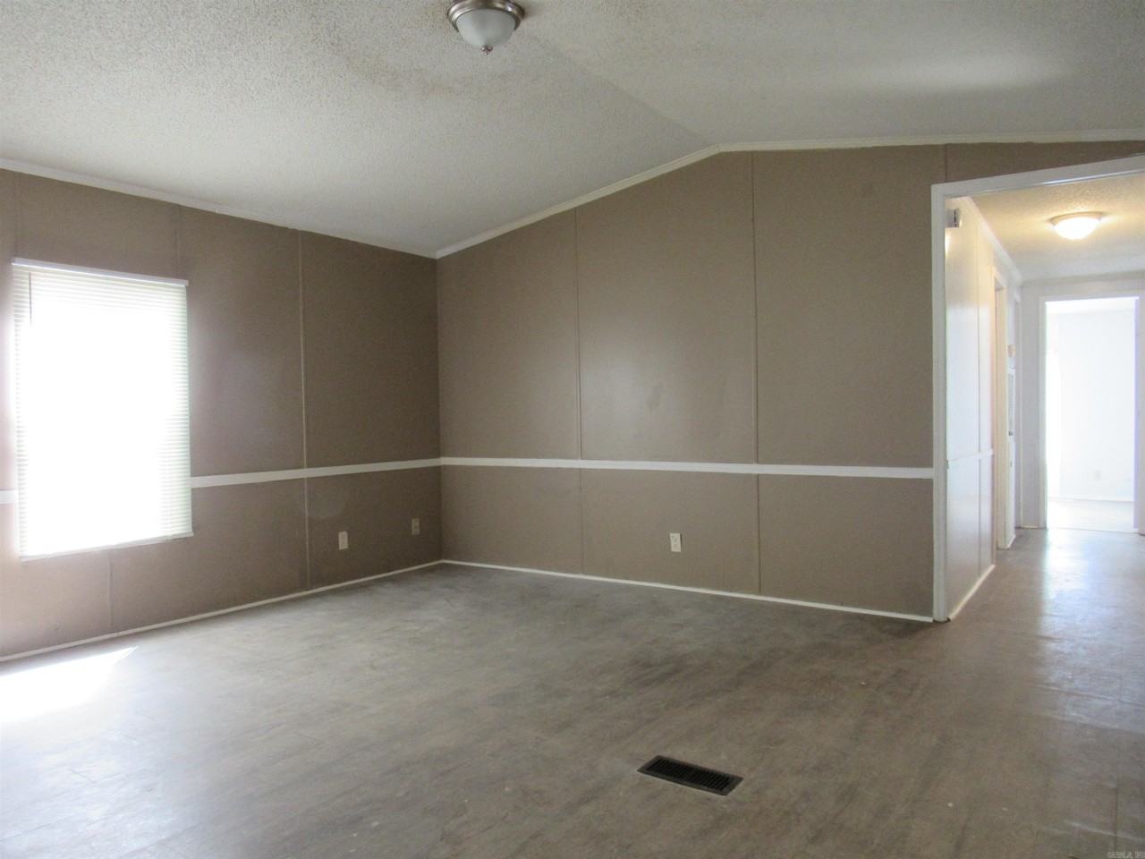 68 Otto Rd - Photo 5 of 27