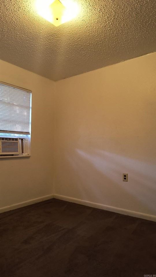 2100 Sidney St #5C - Photo 5 of 6
