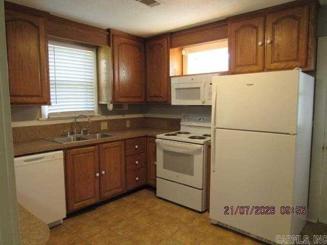 2113 Duncan St - Photo 5 of 14