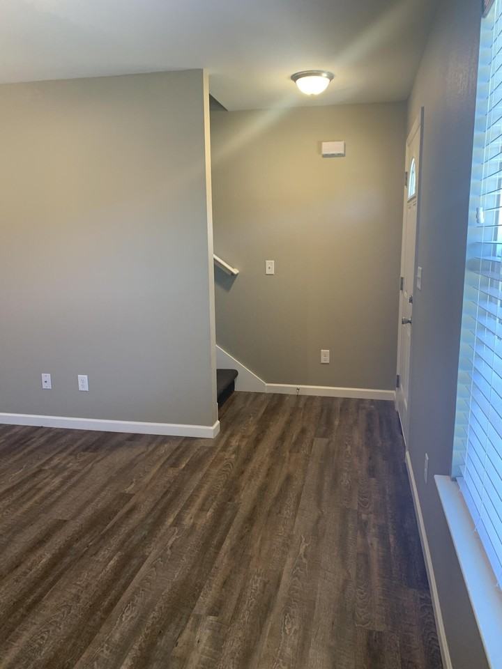 132 Wooten Rd - Photo 7 of 17