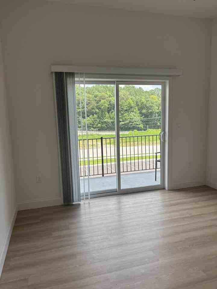 10 Gallery Terrace - Photo 7 of 12