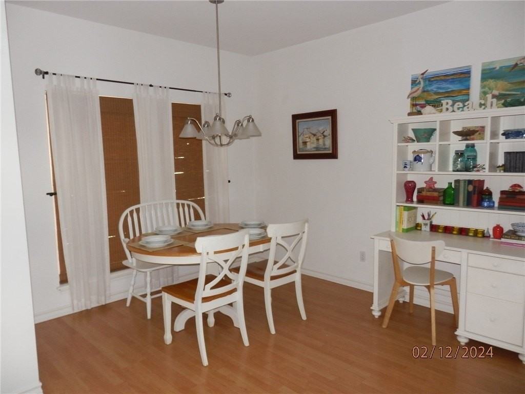 256 Beachwalk Ln - Photo 4 of 21