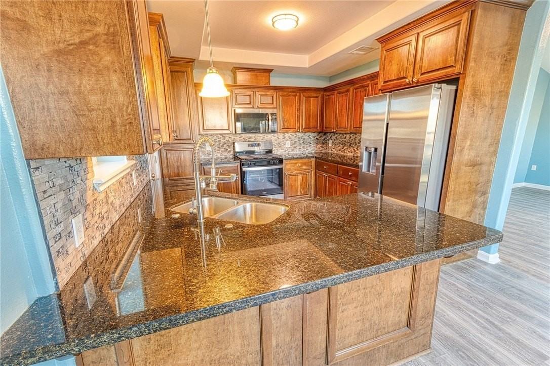 2937 Gollihar Rd #1 - Photo 7 of 38