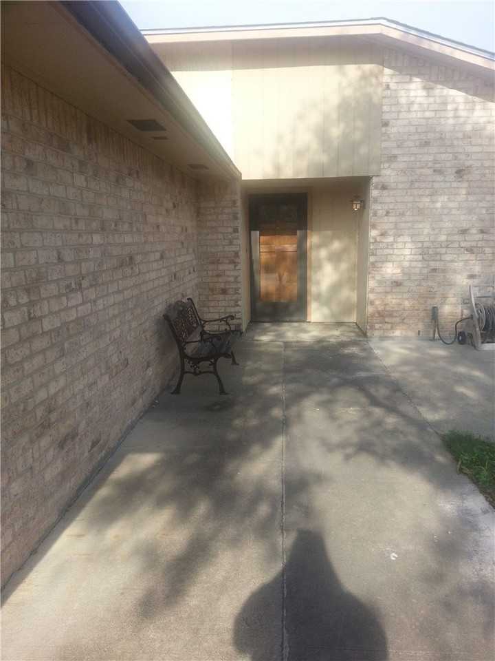 9514 Blue Jay St - Photo 2 of 16