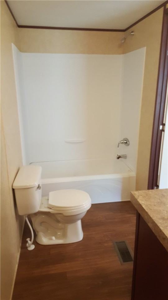 810 Mcdonald St - Photo 6 of 28
