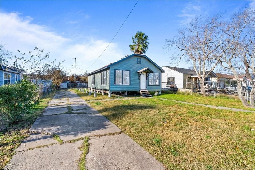 3127 Magnolia St - Photo 2 of 15