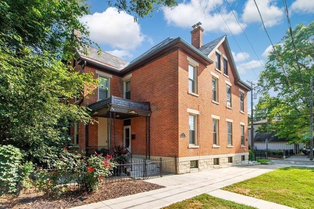 22 E Frankfort St - Photo 2 of 34