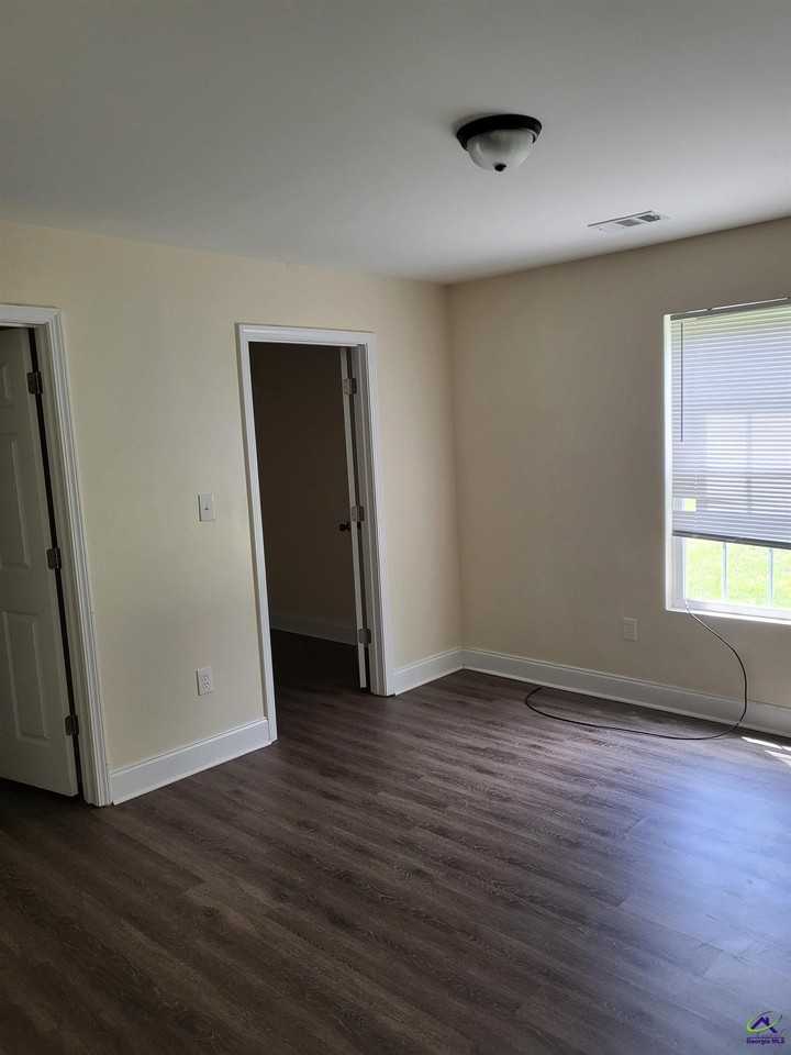 119 Ronald Pride Blvd Apt C - Photo 6 of 11