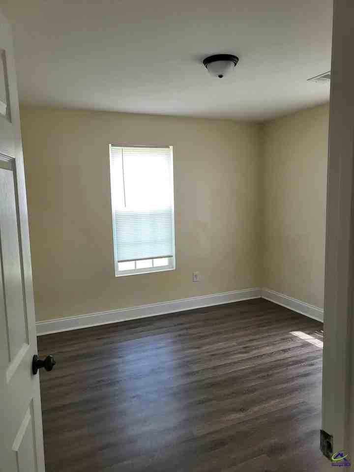 121A Ronald Pride Blvd - Photo 4 of 11