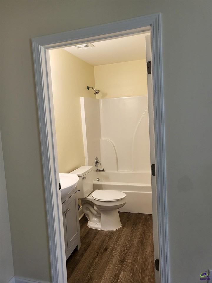 121A Ronald Pride Blvd - Photo 6 of 11