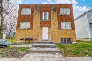 featured image of 631 Mulberry St #2