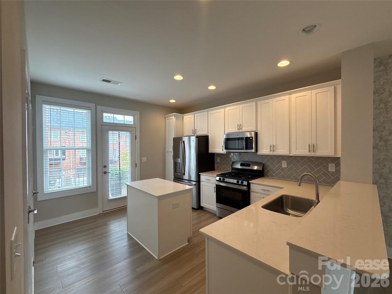 9218 Oban Passage Dr - Photo 3 of 14