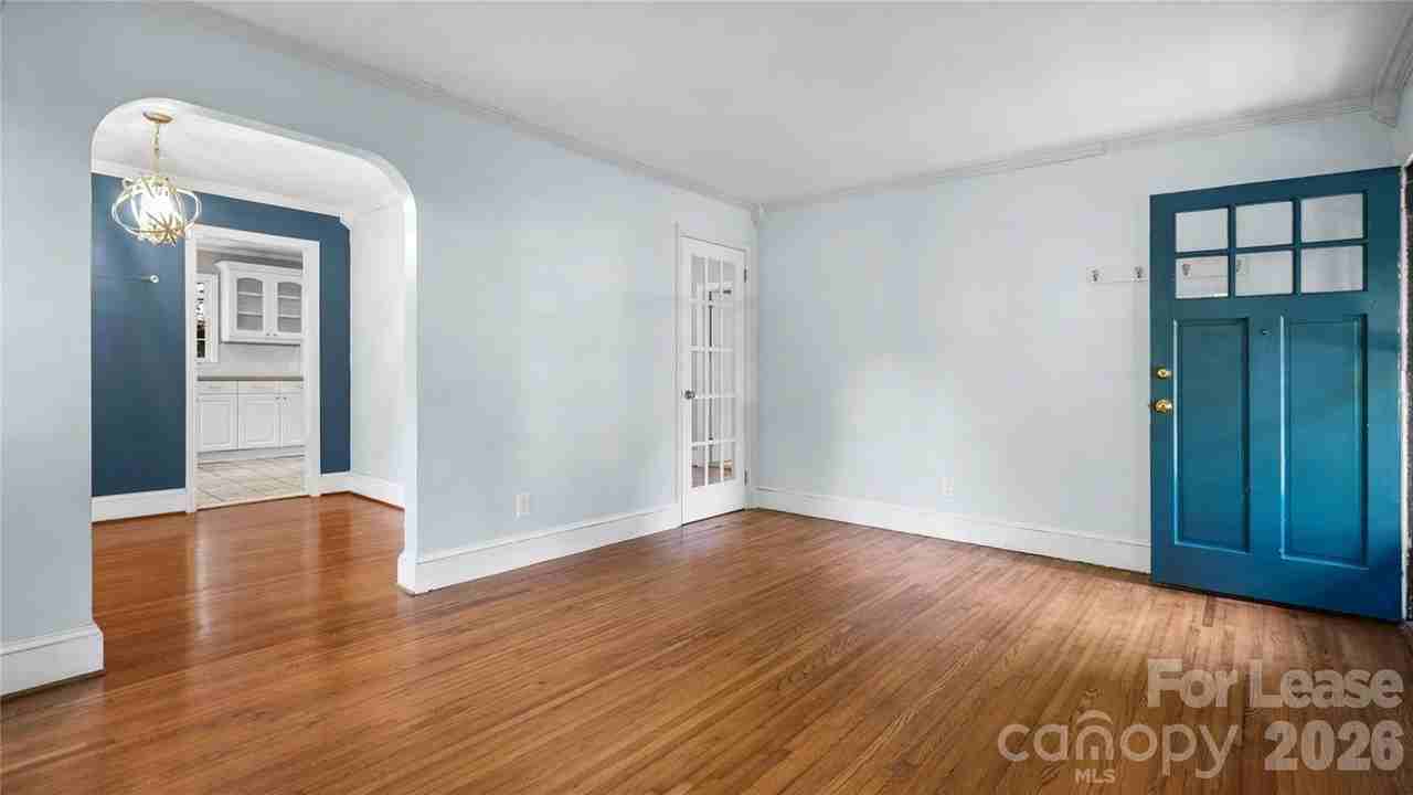 2126 Arnold Dr - Photo 4 of 28
