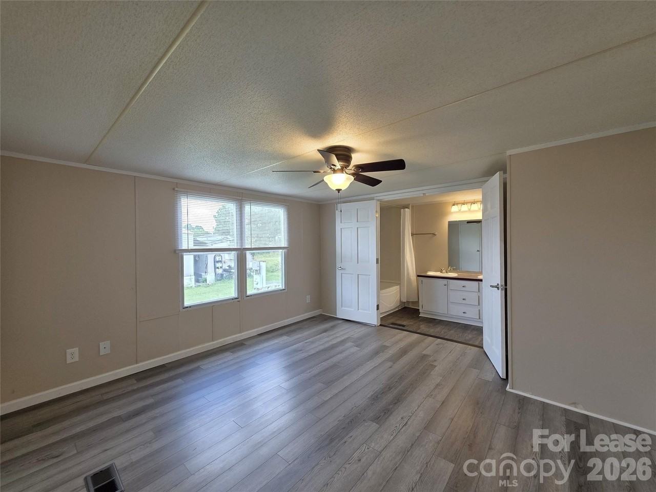 6870 Frankfurt Dr - Photo 7 of 17