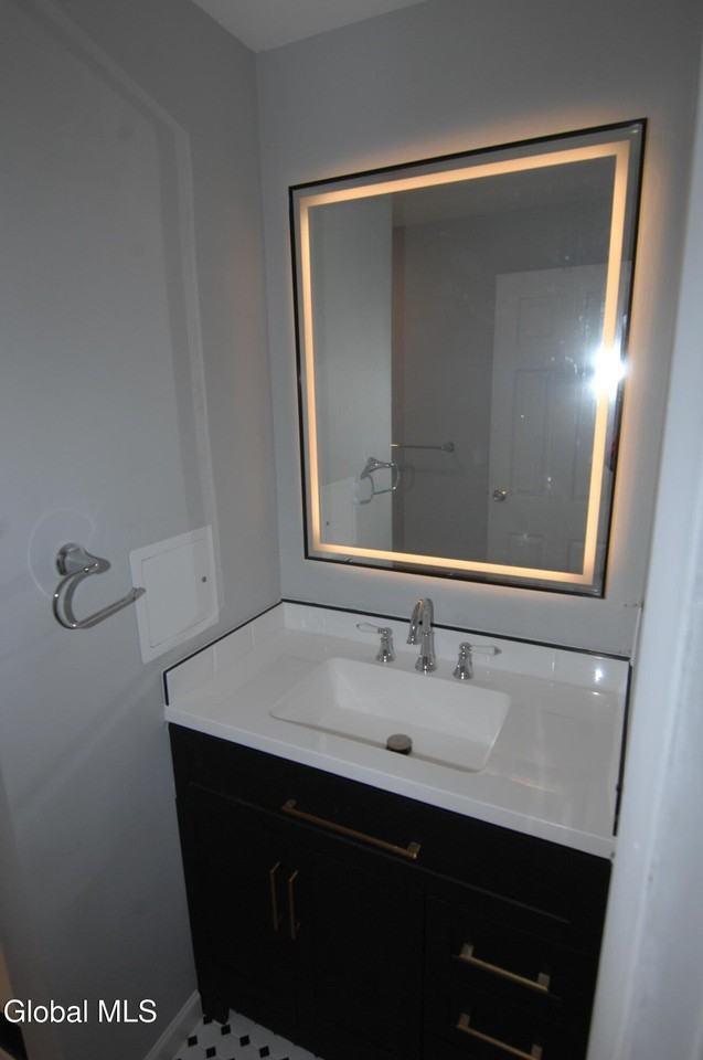 128 Milton Ave #7 - Photo 6 of 19