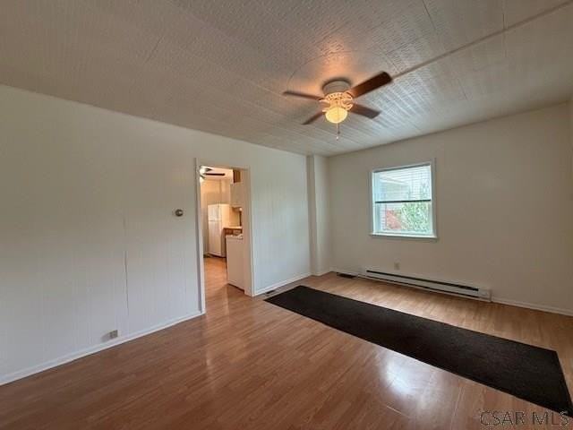 483 2nd St - Photo 4 of 23
