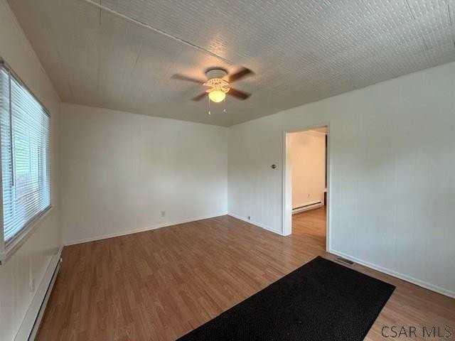 483 2nd St - Photo 5 of 23
