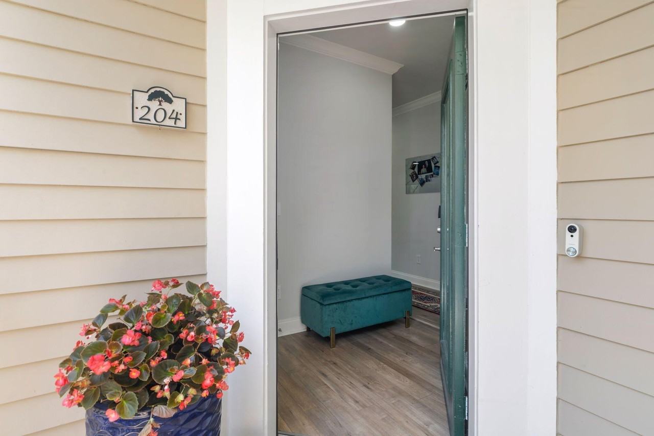 1479 Long Grove Dr #204 - Photo 3 of 25