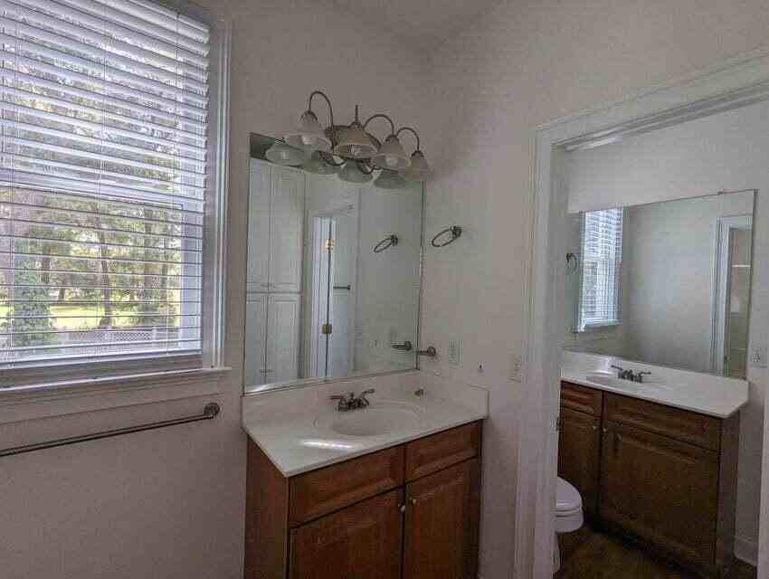 2944 Old Pond Rd - Photo 6 of 18