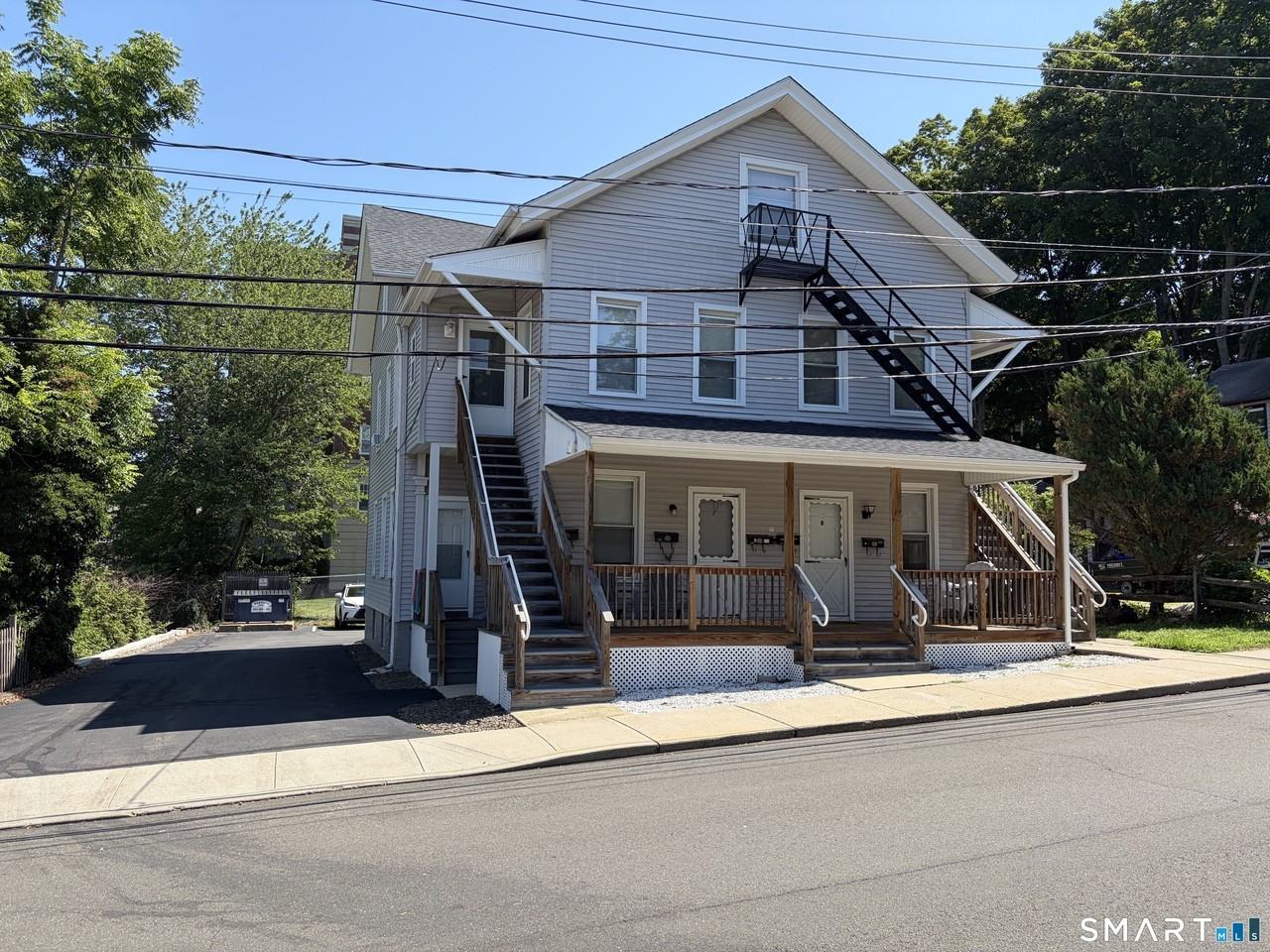 3739 Hillside Ave
