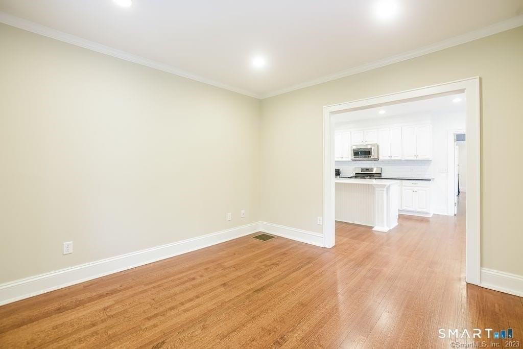 456 White Oak Shade Rd - Photo 7 of 16