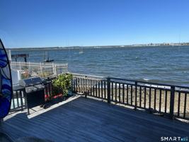 featured image of 130 Cove St