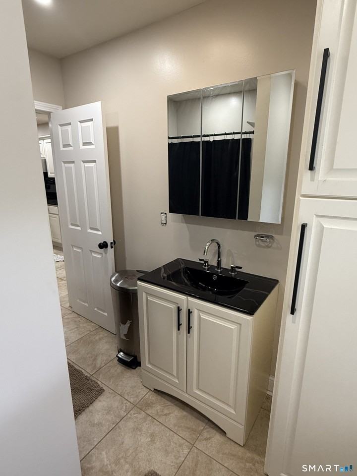 1440 N Main St - Photo 7 of 12