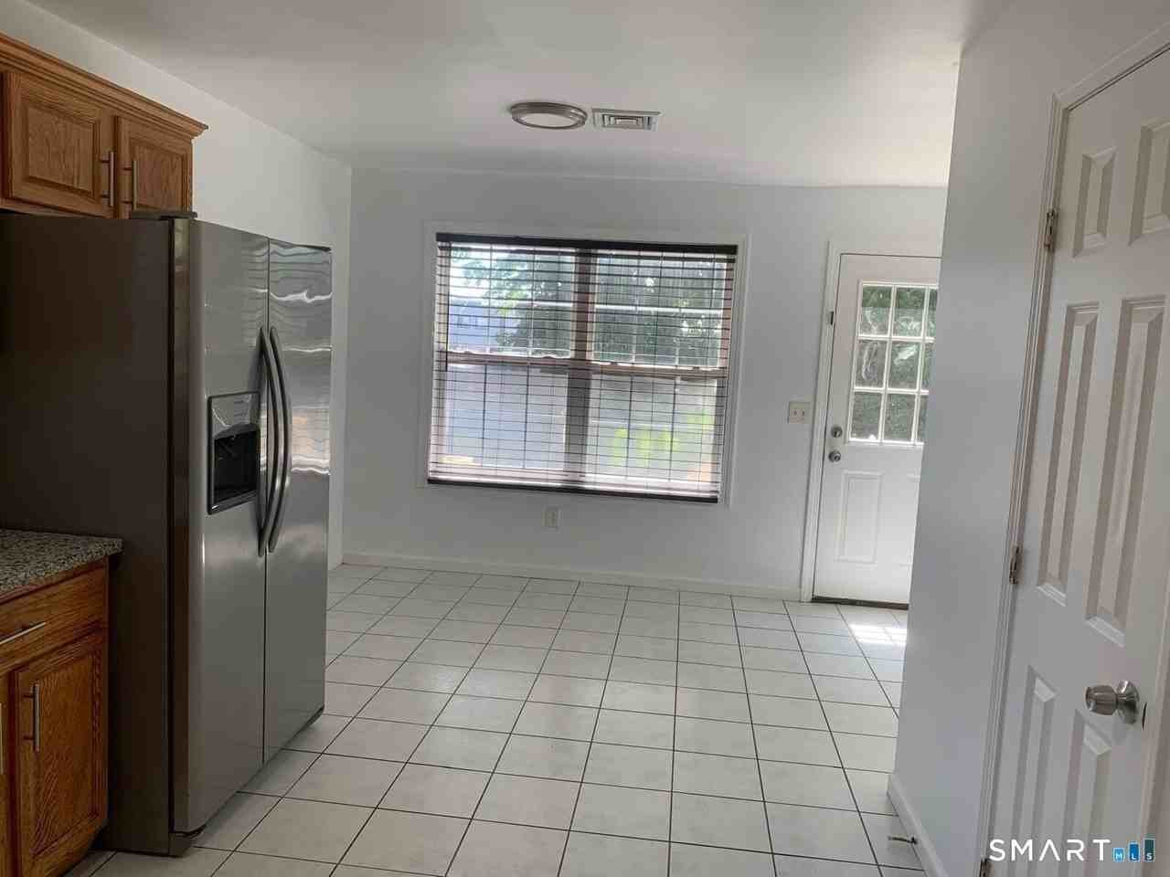 175 Harding Ave - Photo 3 of 28
