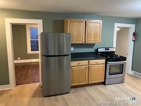 14 Svea Ave - Photo 2 of 5