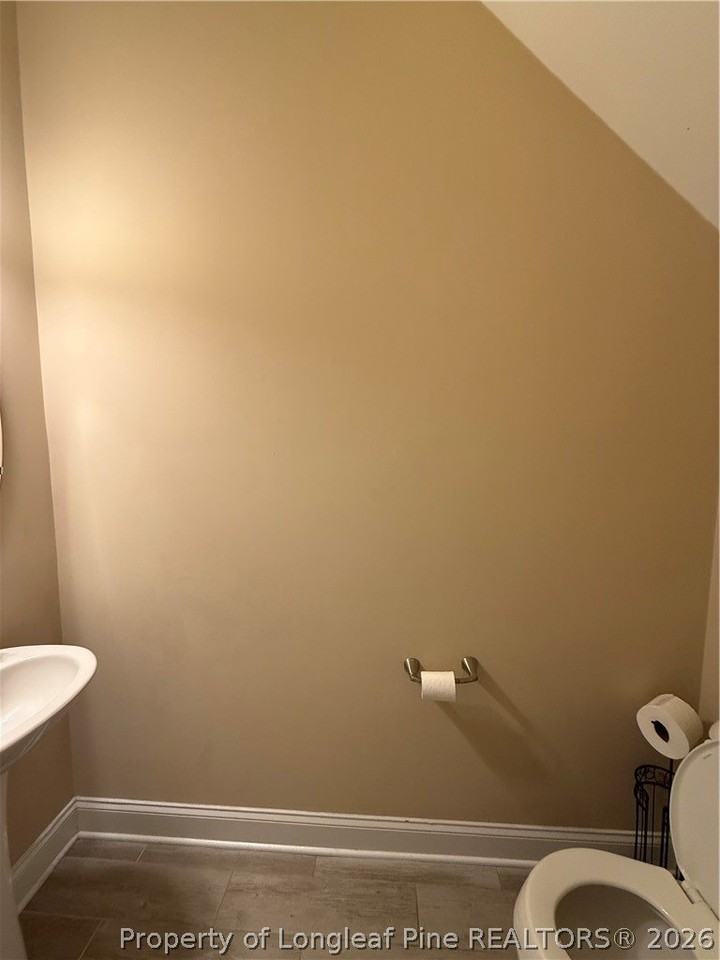 726 Century Dr - Photo 3 of 38
