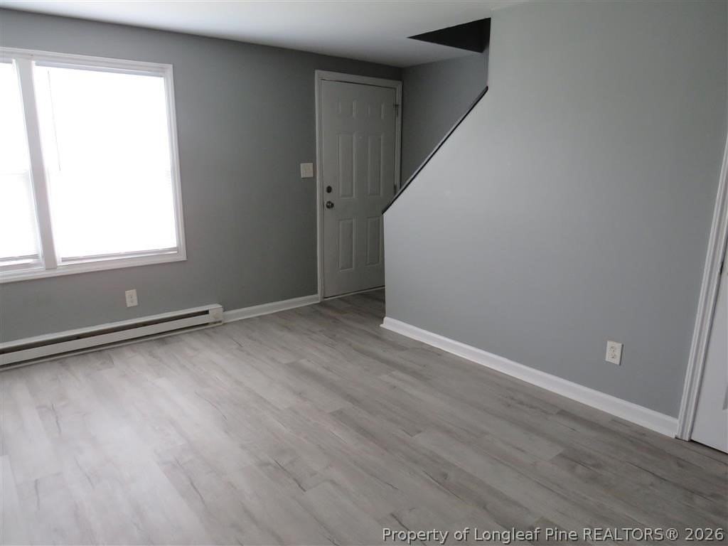 1932 King George Dr - Photo 3 of 10