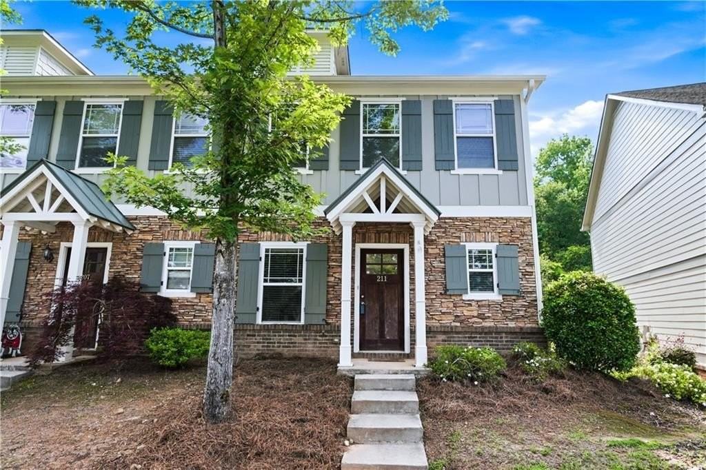 211 Oconee River Cir - Photo 2 of 29