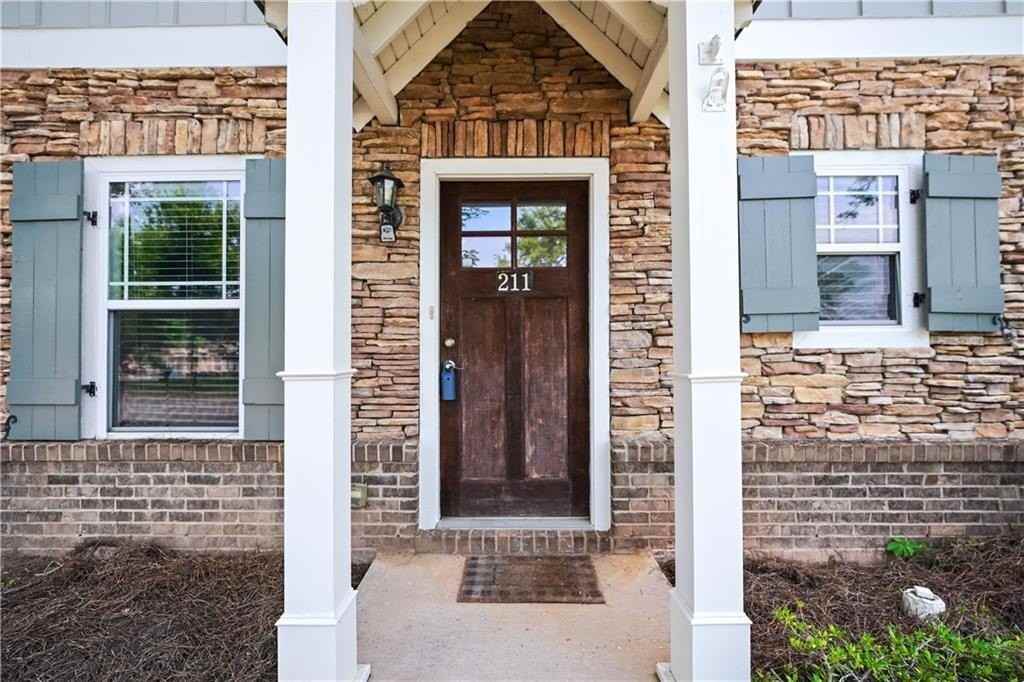 211 Oconee River Cir - Photo 3 of 29