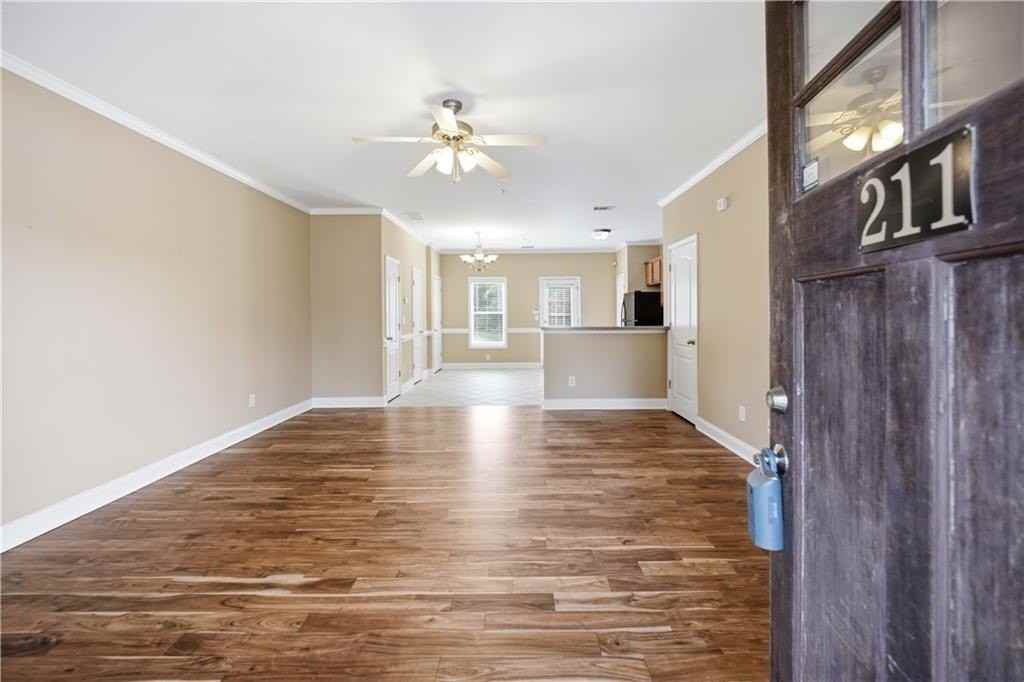 211 Oconee River Cir - Photo 4 of 29