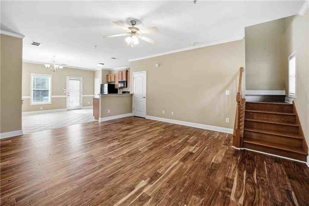 211 Oconee River Cir - Photo 5 of 29