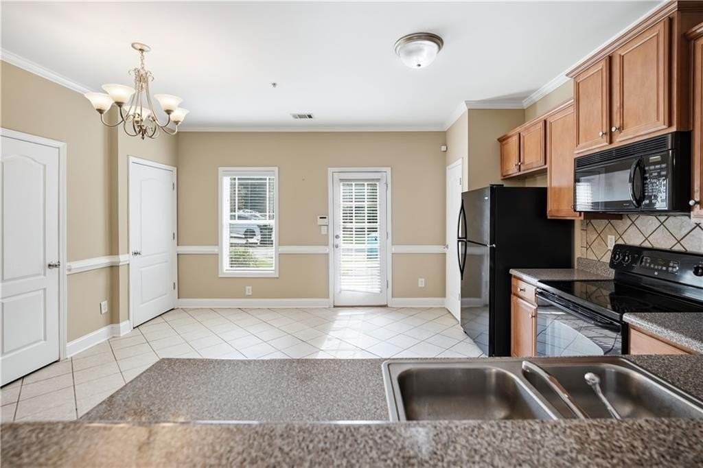 211 Oconee River Cir - Photo 7 of 29