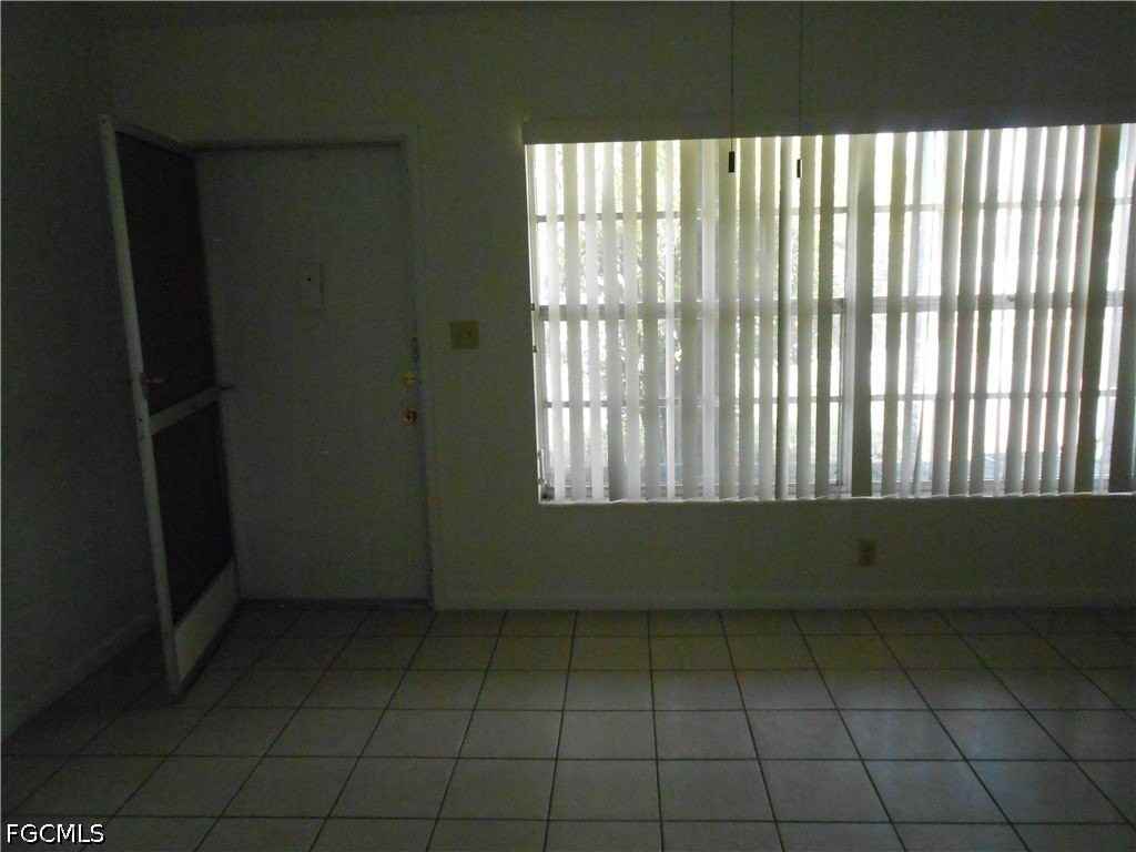 404 Joel Blvd - Photo 6 of 33