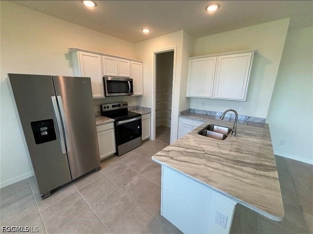 408 Nw 31st Pl - Photo 4 of 18