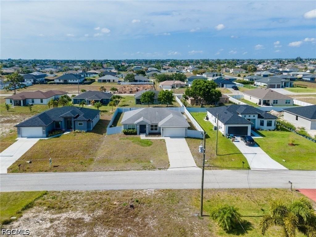 1802 Nw 20th Ter - Photo 3 of 27